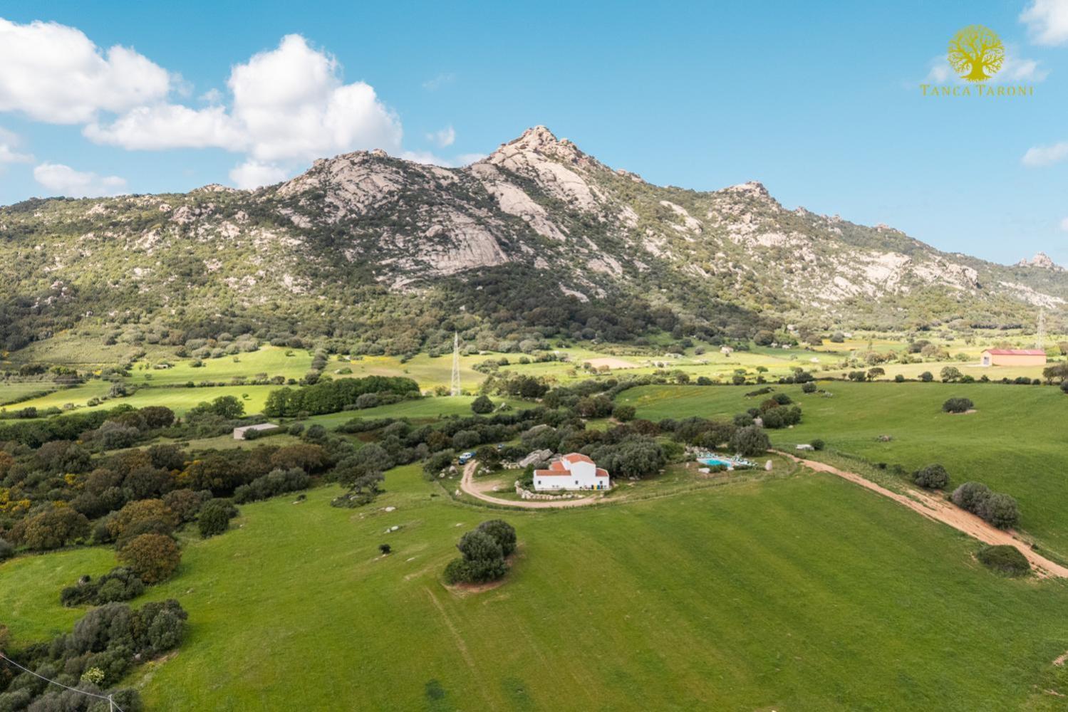 Agriturismo Bed And Breakfast Tanca Taroni Telti Exterior photo